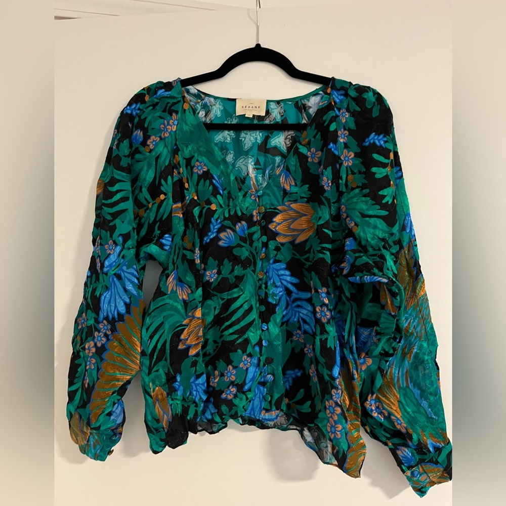 Sézane Floral Blouse with Vibrant Colors